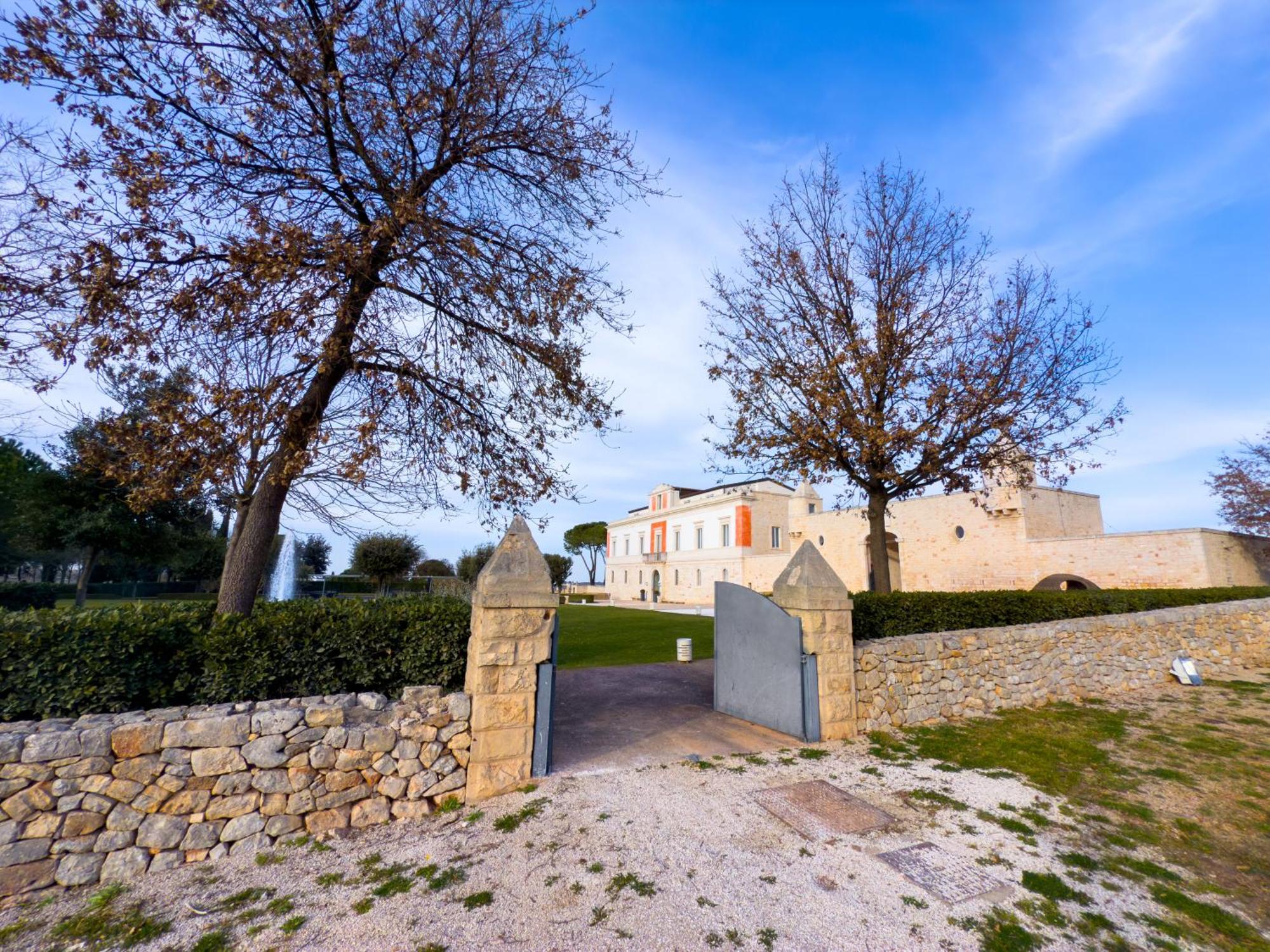Relais Il Santissimo Hotel Turi Exterior photo