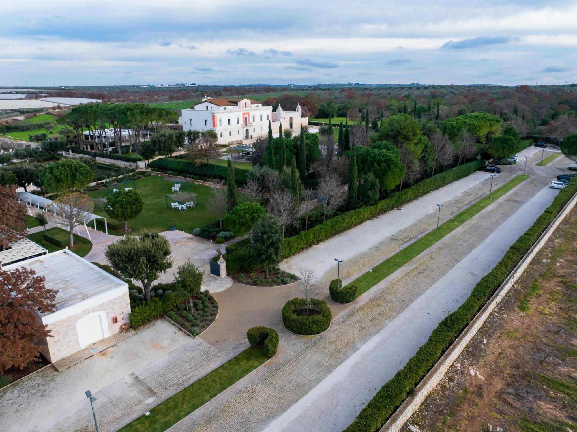 Relais Il Santissimo Hotel Turi Exterior photo